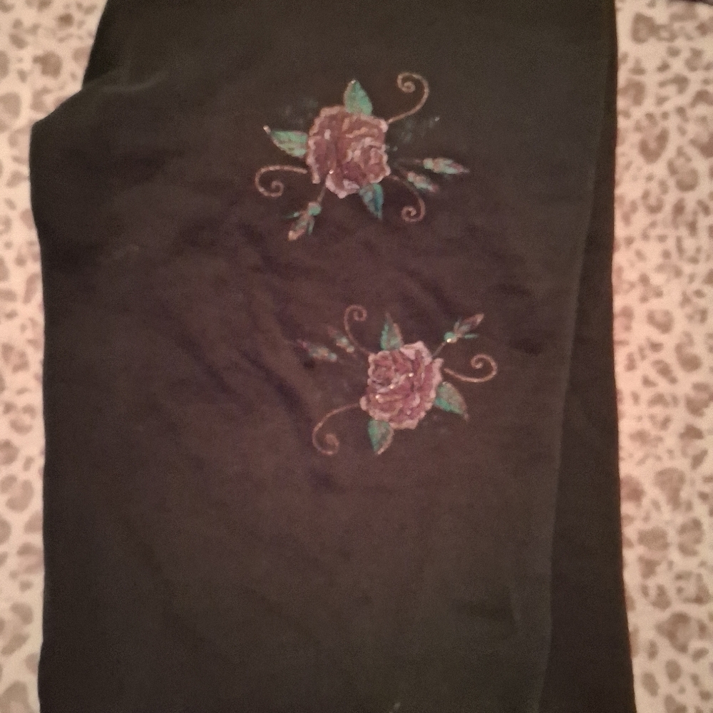 Floral Embroidered Black Sweatpants